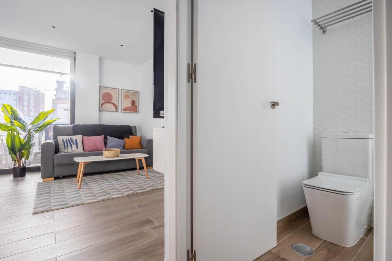 Nervion Suites 1 - Vacacional Sevilla エクステリア 写真