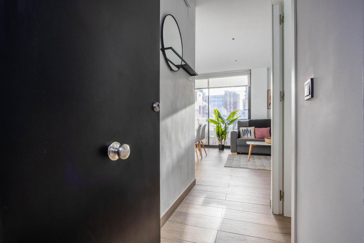 Nervion Suites 1 - Vacacional Sevilla エクステリア 写真